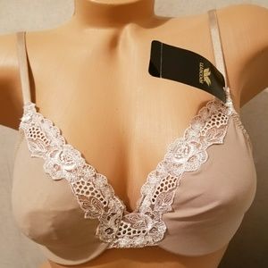 WACOAL UNDERCOVER ELEGANCE UW BRA